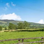 Hawkrigg Semesterbostad *